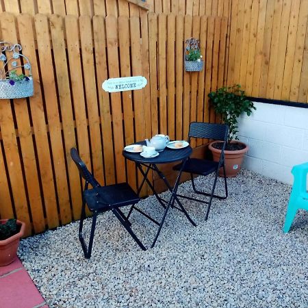 1Bedroom Self Contained Apartment Ennis Exterior photo